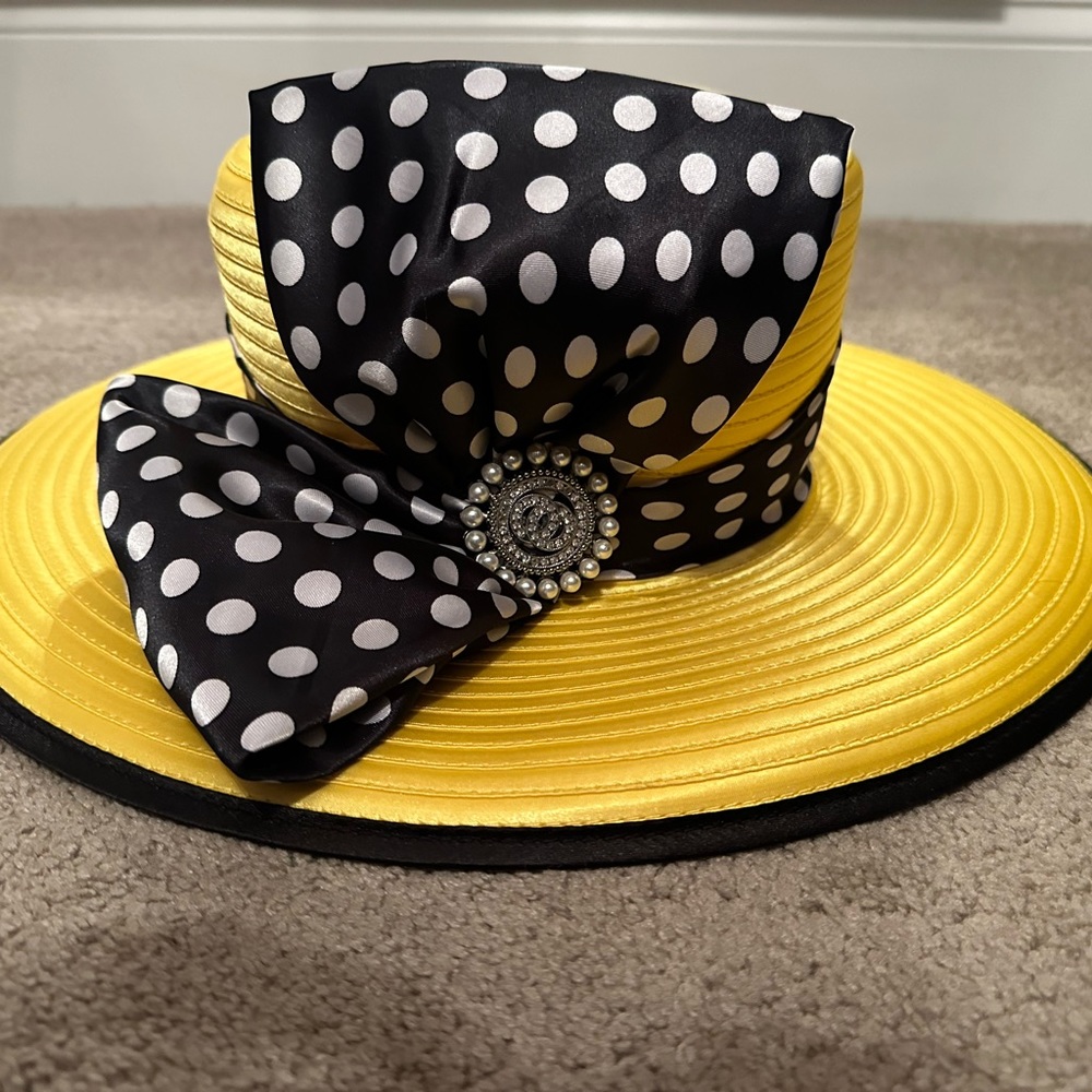 Derby Hat yellow -Whittall & Shon -never worn-smoke free home